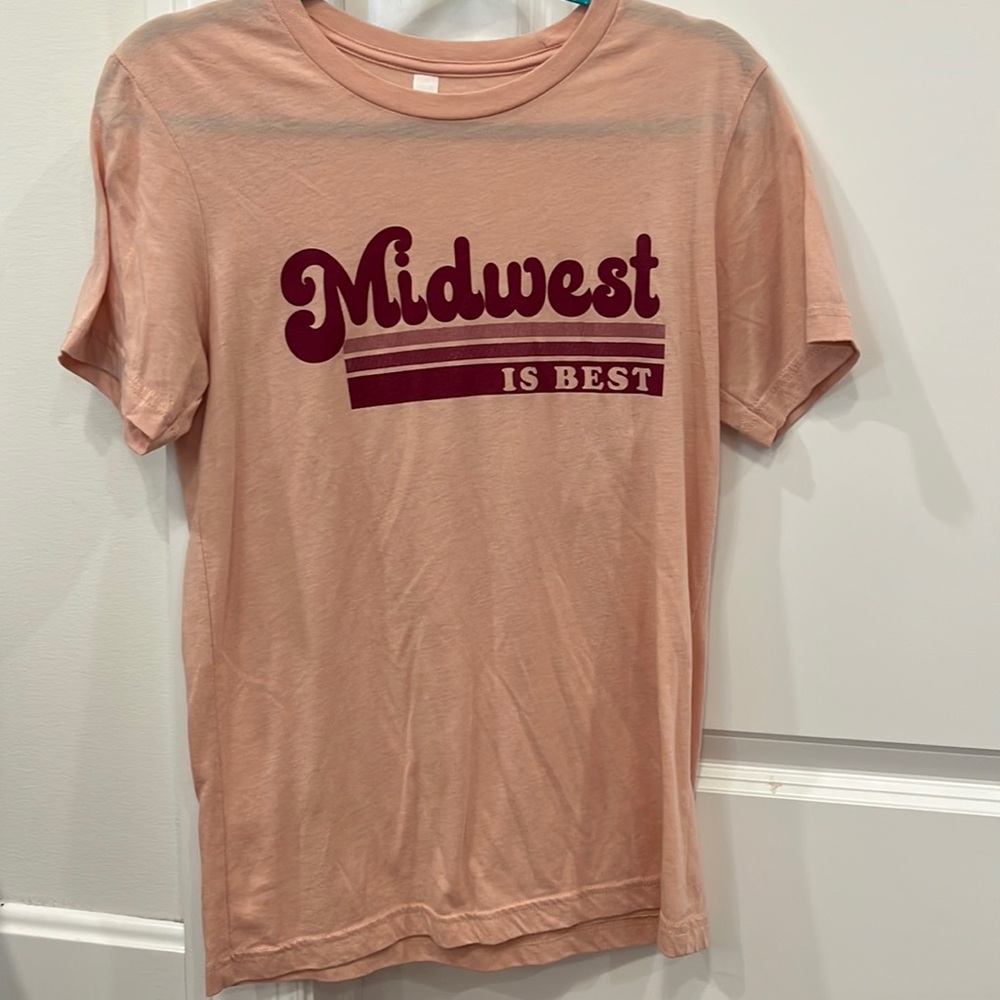 Small Midwest is best boutique T-shirt in pink and maroon